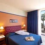 Gli Dei Hotel 4*