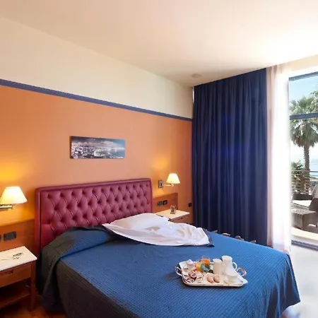 Gli Dei Hotel 4*