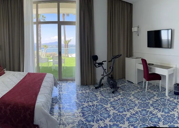 Gli Dei Hotel