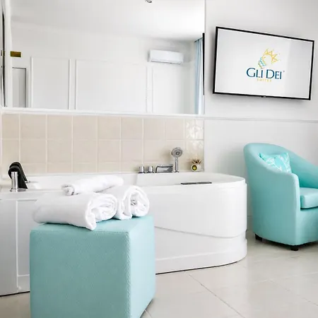 Gli Dei Hotel
