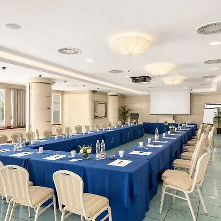 Gli Dei Hotel