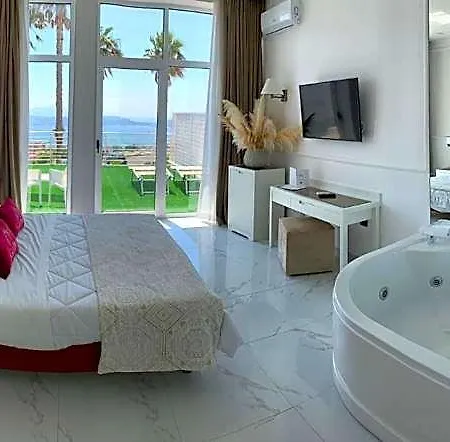 Gli Dei Hotel 4*